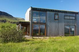 House By The Ocean Beach Houses For Rent In Kjosarhreppur 276 Mosfellsbaer Iceland Beach Houses For Rent Ocean House Renting A House
