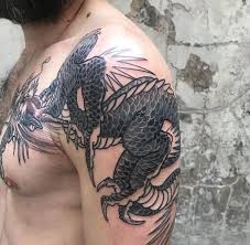 Il est le cofondateur et président du syndicat national des artistes tatoueurs (snat), ainsi que l'organisateur du mondial du tatouage à paris. Dragon Realise Par Tin Tin Tatouages Facebook