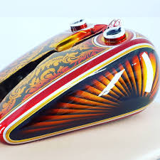 Erez Dror Arts Motorcycles custom design&paintting ☆ISRAEL☆ ארז דרור  אומנויות עיצוב וצביעת אופנועים 052-5553677י #paint #helmet #design #paint  #caferacer #caferacer #chopper #motorcycle #airbrush #bike  #sportbike#erezdrorarts #art #israel #gastank ...