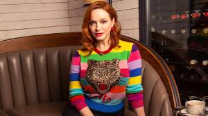 Why wrestling is a perfect fit knoxville's christina hendricks: 60 Seconds With Christina Hendricks Youtube