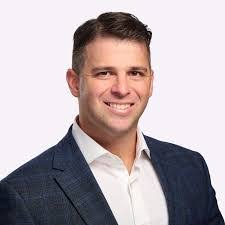 Tom Caesar's Instagram, Twitter & Facebook