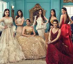 Bollywood actresses have become famous as pretty. Bollywood Actress Together Bollywood Girls Bollywood Actress Bollywood Celebrities