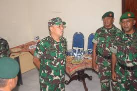 Tidakkah kamu senang, kamu tidak menyalakan lampu? Pangdam Pattimura Penerimaan Prajurit Tni Tahun 2019 95 Persen Diprioritaskan Anak Maluku Terasmaluku Com Semua Membacanya