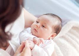 Dahak ini muncul karena respon alami sistem pernapasan untuk menangkap bakteri. 5 Tips Mengeluarkan Dahak Saat Bayi Mengalami Batuk Dan Pilek Bukareview