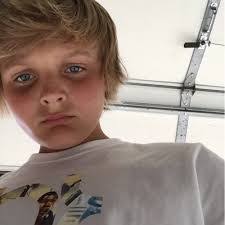 Maxwell Morris's Instagram, Twitter & Facebook