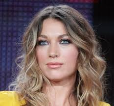 Casting : Natalie Zea dans le thriller de K. Williamson (FOX), Molly  Shannon dans Enlightened + Do No Harm, Masters of Sex, Ralph Lamb…