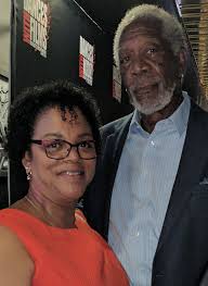 Directed by francesco cinquemani, george gallo. Morgan Freeman At A Viewing Of The Film Landing Up With My Daughter Deena Facebook