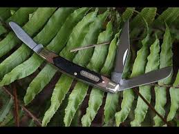 This vintage 1960's schrade old timer 'senior 4' stockman pocket knife has a derlin handle with the second cut pattern carved into it, 3 carbon steel blades (clip, sheepsfoor and spey) and square bolsters. How To Easily Whittle With A Pocket Knife Reliable Knife