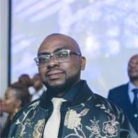 9 "Robert Dubs" profiles