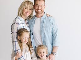 The former family feud and australia's got talent host won the coveted gold logie, plus a. Grant Denyer Reveals His Morphine Addiction During Broken Back Recovery