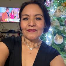 Un regalo no se olvida cuando se entrega con sabor, elegancia y detalle.  Descubre nuestro estuche surtido de trufas y sorprende a quien más quieres.  🎁✨ 🍫 www.chocolates.com.mx