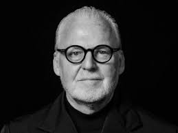 Starke Frauenvorbilder: Nicola Le Vourch und Tess Buchele bringen Marie  Claire zurück nach Deutschland