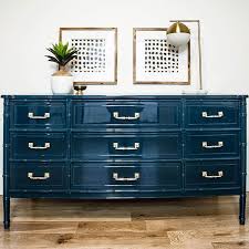 How To Paint High Gloss Finish On Wood Furniture High Gloss Furniture Furniture Painted Bedroom Furniture