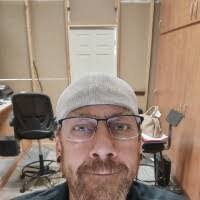 Randall Dick's Instagram, Twitter & Facebook