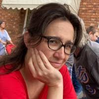 Emily Longhi's Instagram, Twitter & Facebook