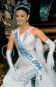 Over the years, the stars have garnered a massive fan following due to their iconic performances in. Aishwarya Rai Aaradhya To Sushmita Sen Renee And Alisah Beauty Pageant Winners And Their Daughters