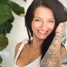 Paige Renee Wolfe (@paigerenees_hair) • Instagram photos and videos