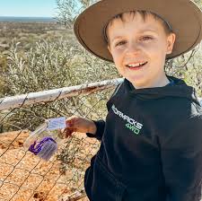 Everything you need to know before visiting Coober Pedy! 🤠 This week we  camp up at one of our favourite Hipcamps around the country, and we get  underground in the opal mines