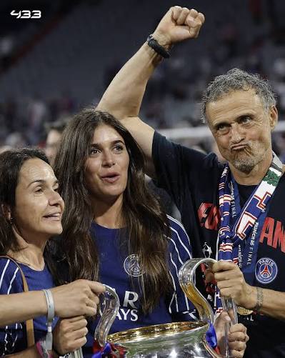 After all that Luis Enrique and his family have been through…  A 𝐭𝐨𝐩  𝐜𝐨𝐚𝐜𝐡, and an even better 𝐡𝐮𝐦𝐚𝐧 𝐛𝐞𝐢𝐧𝐠! ❤️ 𝑺𝒐, 𝒔𝒐  𝒉𝒂𝒑𝒑𝒚 𝒇𝒐𝒓 𝒕𝒉𝒆𝒎 
