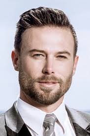 Warren McCullough herec/herečka • Filmožrouti.cz