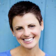 Lori Seabrook's Instagram, Twitter & Facebook