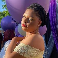 Macklin-McDowell Scholarship