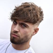 I tagli di capelli maschili di . Capelli Uomo Le Tendenze Per L Autunno Inverno 2020 2021 Capellistyle