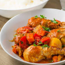 Chicken Afritada Filipino Chicken In Tomato Sauce Salu Salo Recipes Recipe Recipes Healthy Chicken Recipes Tomato Sauce