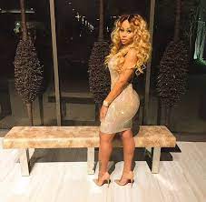 Gold Glitter Bodycon Dress Blonde Curly Hair Weave Hairstyle Middle Parting Louboutin Heels Red Bottom Stunning Weave Hairstyles Dresses Curly Weave Hairstyles