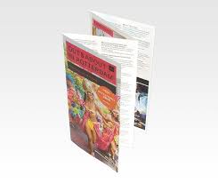 Folders 4 Luik Drukken En Afwerken Met Een Driedubbele Vouw Deze Folders Worden Ook Wel Vierluik Folders Genoemd En Bestaan Uiteindeli Folders Luiken Folder