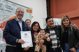 PROGRAMA �MI T�TULO�: 59 FAMILIAS DE PUERTO IGUAZ� ACCEDIERON HOY A LA TITULARIDAD DE SUS TIERRAS - Provincia de Misiones