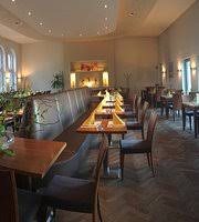 Bielefeld city theatre is 0.6 miles from wali's hotel, and the old market is 10 minutes on foot. Die 10 Besten Restaurants Nahe Almani Bielefeld Tripadvisor