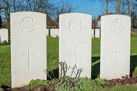 Pont-du-Hem Military Cemetery, La ...