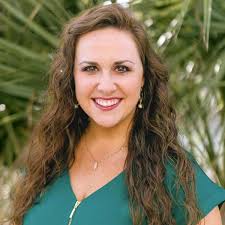 Lindsey Steadman's Instagram, Twitter & Facebook