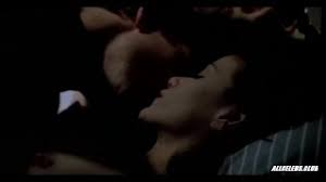 The print quality starts to deteriorate at approximately chapter 4 and continues with patches of snow intermittently through the end of the film. Linda Fiorentino Nude Scenes In The Last Seduction