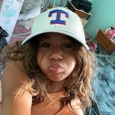 Jessica Borak's Instagram, Twitter & Facebook