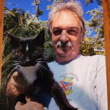 Salvaging a Microwave Transformer and Safety Precautions