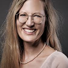 Dozentin Verena Becker-Heigl