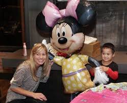 Oxnard girl receives wish for trip to Disneyland