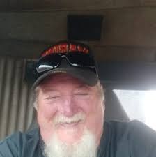 Huge explosion for Tony Stewart during Q1 at the Summit Racing Equipment  #NorwalkNats! Tony Stewart Racing Nitro