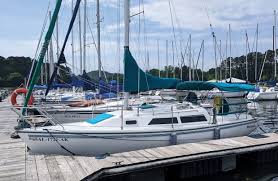 You want to keep your boat investment safe and learning how to properly tie a boat to a dock is one way to do that. A Problematic Rescue Sail Magazine