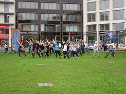 Kpop Flash Mob European Kpopers Flash Mob Mob Dolores Park