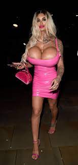 Brit model with UK's biggest boobs takes her £40k 34NN bust for a night on  the town | The Sun