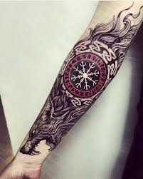 Pin Von Lars Hammer Auf Tattooideen Wikinger Tattoo Wikinger Tattoos Tatowierungen