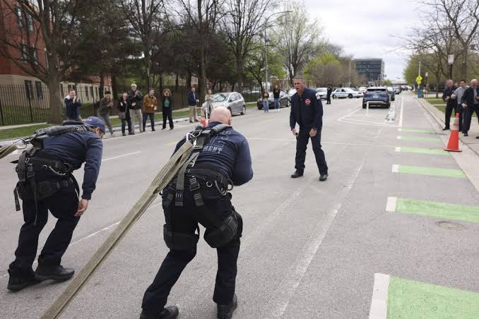 Preview — Chicago Fire Season 12 Episode 12: Will Joe Cruz Make it Out Alive?