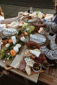 I hope this video helps you feel more confident in our budgets are small but our dreams are big, so follow along and get inspired on how to make the most of your space and make it beautiful no matter. How To Host The Perfect Summer Dinner Party Jnaydaily Dinner Party Summer Summer Dinner Party Menu Summer Dinner