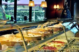 Aufgewachsen bei schietwetter, sonnenschein und einer steifen brise. Kaffee Kuchen Lindtner Hamburg