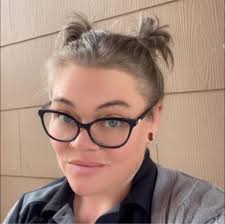 Sonic Team Helps Family in Need with Dinner