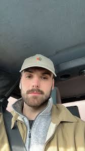 Zach Kovan's Instagram, Twitter & Facebook