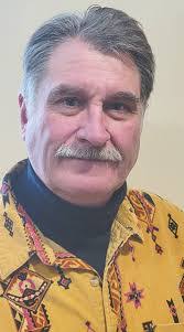 Peter Dishaw's Instagram, Twitter & Facebook